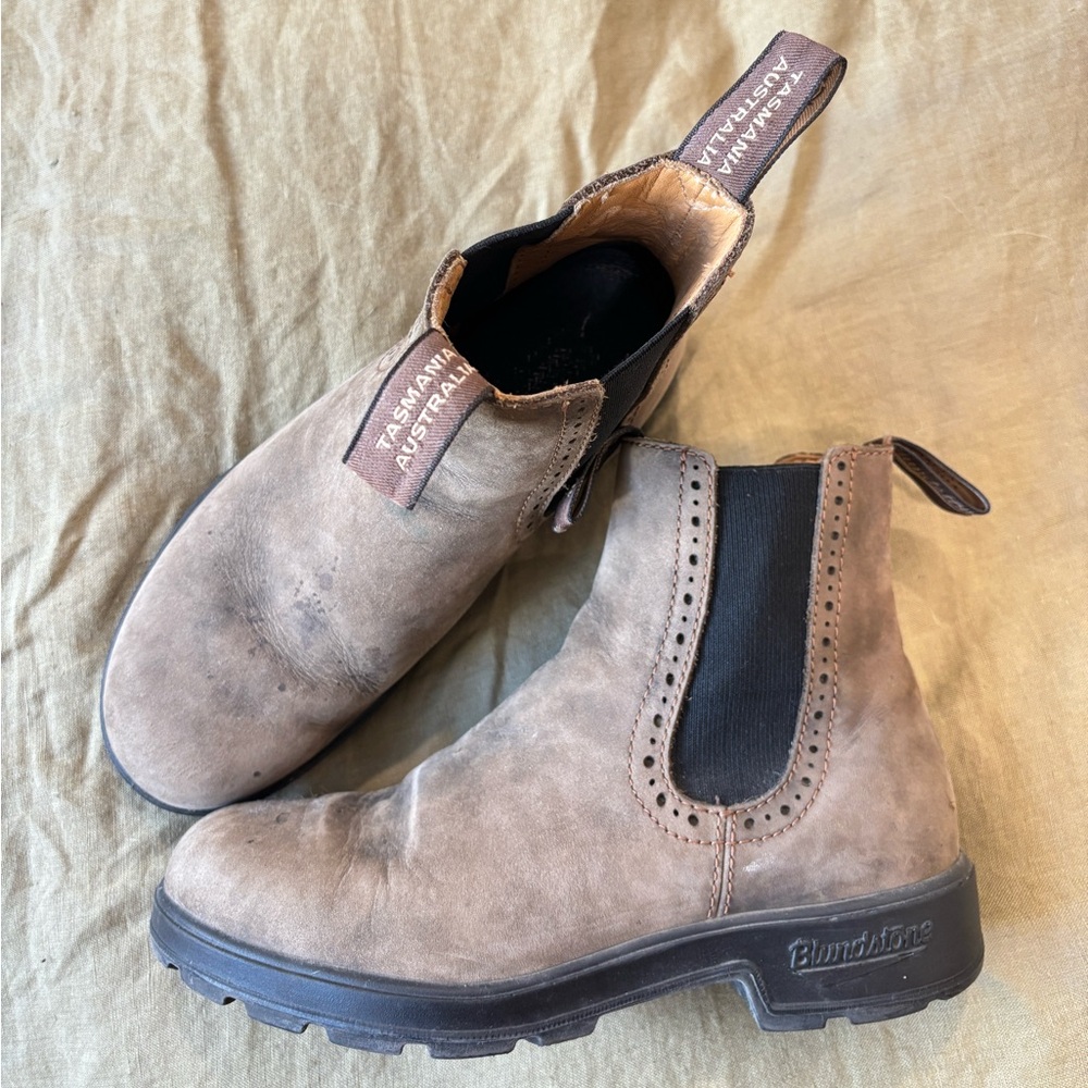 Blundstones #1351 High Tops in Rustic Brown